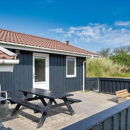 Ve265-vejers-strand-nordvej-98-a * Vejers Strand